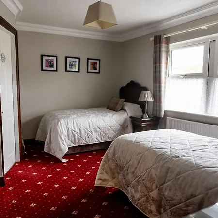 Nocleg ze śniadaniem Moloney House 4*