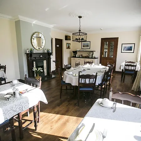 Moloney House 둘린